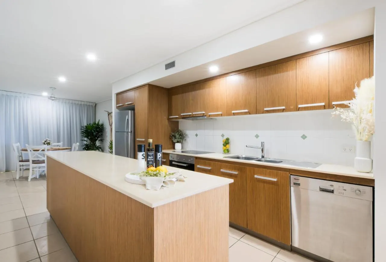 Bohemian Sunrise Apartman Airlie Beach
